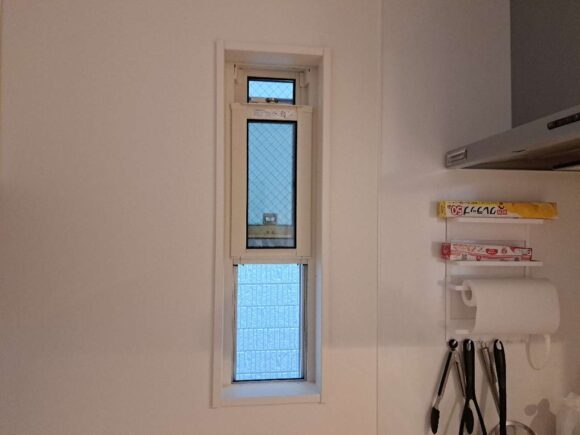 窓①　内窓設置前