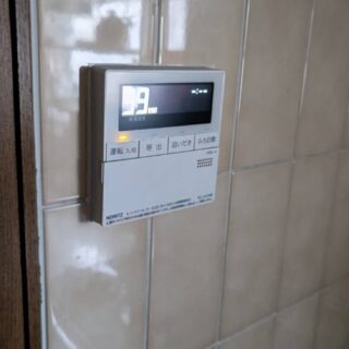 小牧市　給湯器交換工事